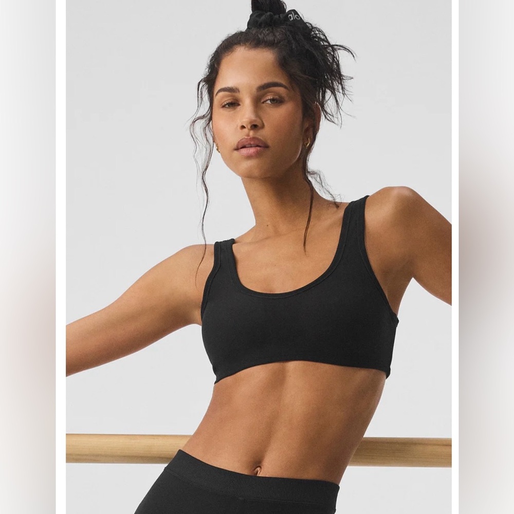 Like New Alosoft Center Stage Bra